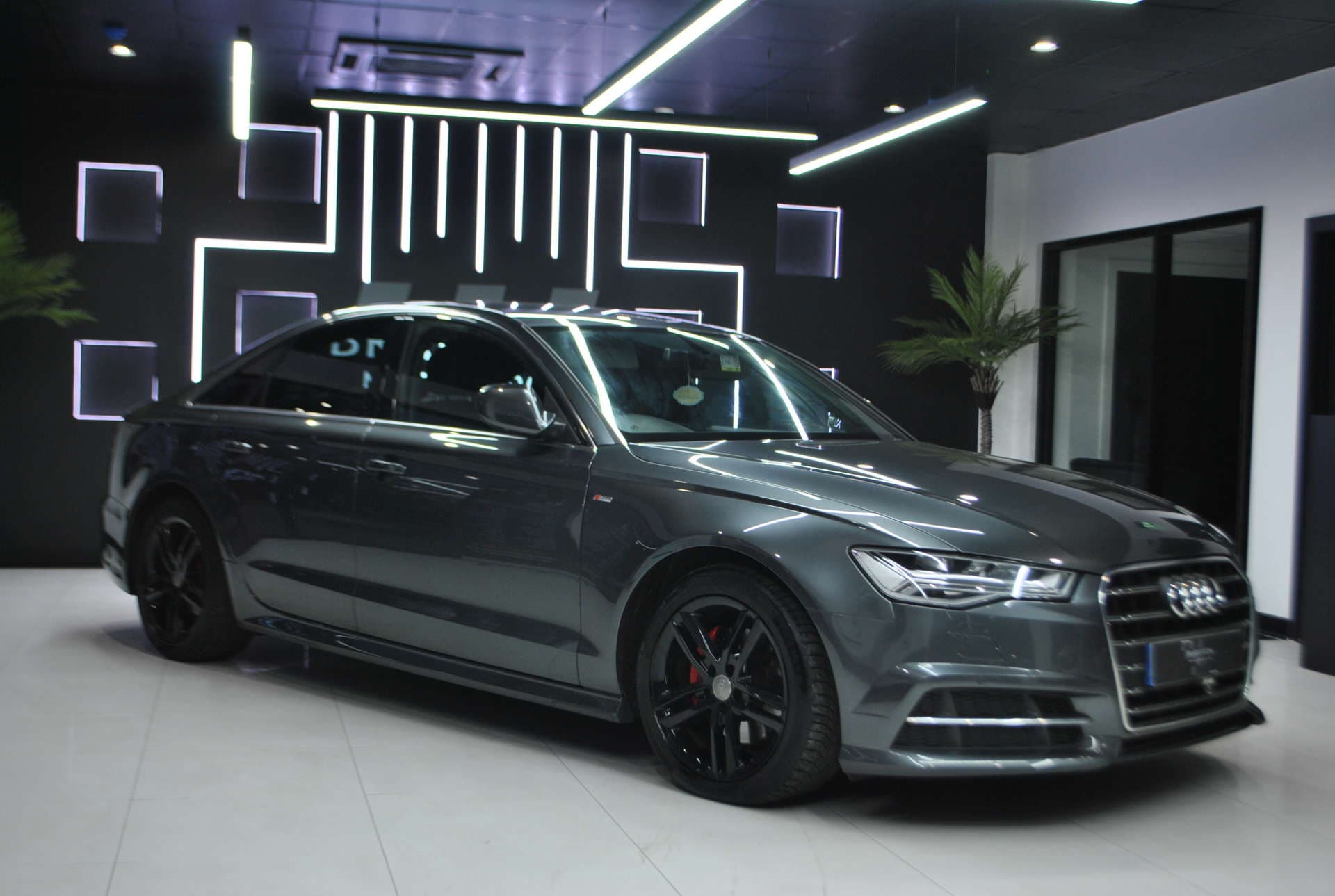 Audi A6 Saloon